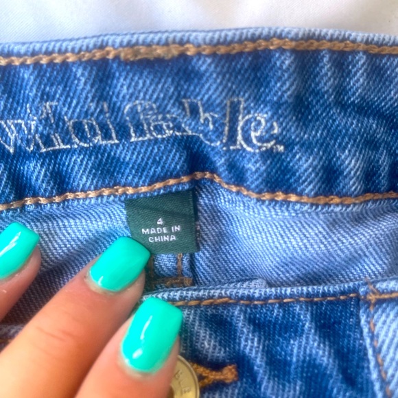WILD FABLE DEMIN SHORTS - Picture 2 of 5